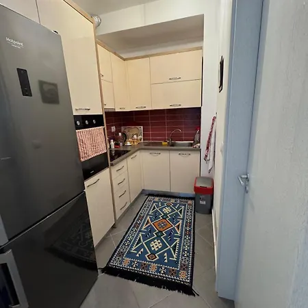 Apartman Illyrian Gjiri I Lalzit *