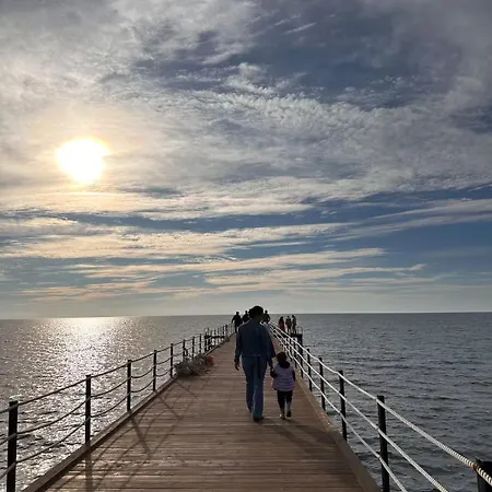 Illyrian Gjiri I Lalzit Apartman *